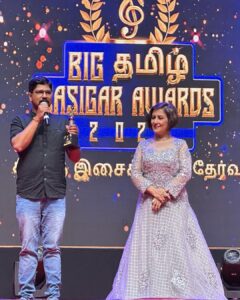 Madhushree Instagram - With your love again #mallipoo  #rocks  thanks to #bigtamilrasigarawards #bigfm #arrahman  #yuvanshankarraja  #vidyasagar  #deva  #tamil  #gvprakash  #thamarai  #vtk  #gautammenon  #silambarasan  #simbufans