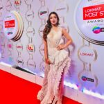 Madhuurima Instagram – Standing tall like an angel. Well ain’t I the most fashionable one 😍.
@lokmat most stylish awards.
Styling @littlepuffsofhappiness @styleitupwithraavi
Outfit @mireyasanya
Jewellery @cherryblossomdesigns
Cordinated by @yourstylistforever
Make up & Hair – @sidandpiyu