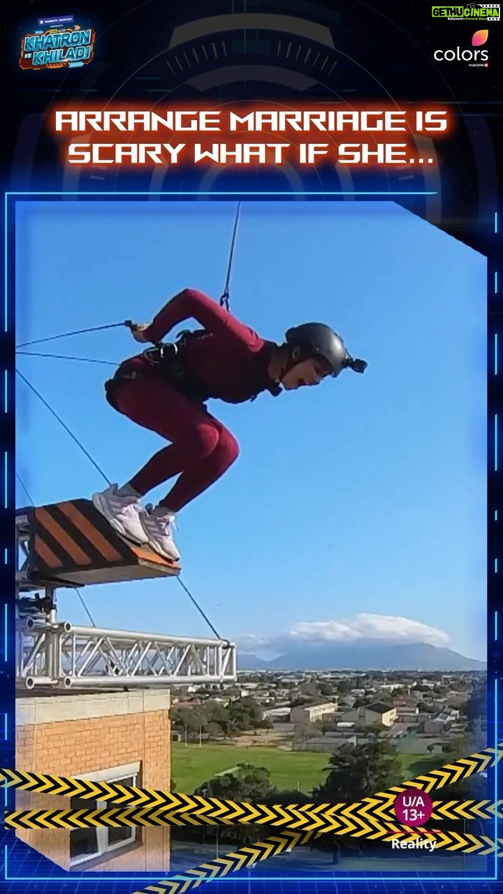 Madhuurima Instagram - We didn’t exactly sign up for this, or did we?🤷♀️ Dekhiye #KhatronKeKhiladi, aaj aur harr Sat-Sun raat 9 baje, sirf #Colors aur @officialjiocinema par. #KKK13 #KhatronKeKhiladi13 @itsrohitshetty @nyra_banerjee