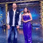 Madhuurima Instagram - Sharing the stage With the one and only LION KING @itsrohitshetty . The lion and the wolf 😍 Will miss the banter and how he teases me. M gonna miss u. Miss the show sir. ❤️❤️. And all my other jungle wasio ❤️❤️🤗🤗 hugs.