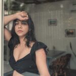 Madonna Sebastian Instagram – 🖤

Photography: @_harikumar._ 
Bts : @__naim.___ 
Styled by @styyledbyjoe @joe_elize_joy
Assisted by : @jubin_vincent
MUAH : @laxmi_saneesh 
Outfit : @bandhan_my_boutique
Location: @canvas_restaurant_pizzeria Canvas Restaurant & Pizzeria