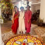 Madonna Sebastian Instagram – Nammadonam🌸🌸🌸
Nallonam❤️
#onam 
@shylababyshylababy 
@michelle__sebastian 
@megharaiphi 
@raiphigomez