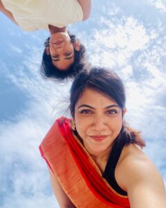 Madonna Sebastian Instagram - Happyyyy Onammmm!!!!
Neeyum njanum entonavum
@michelle__sebastian 
#happyonam 
🌸🌸🌸
#onam