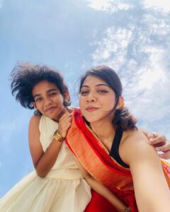 Madonna Sebastian Instagram - Happyyyy Onammmm!!!!
Neeyum njanum entonavum
@michelle__sebastian 
#happyonam 
🌸🌸🌸
#onam