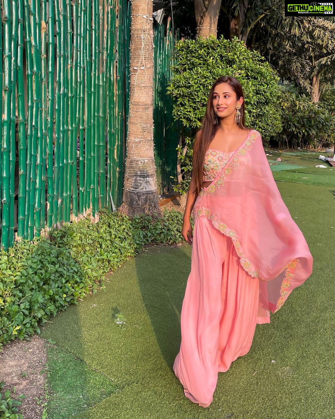 Maera Mishra Instagram - Bloom like a Flower, Shine like a Star. 🌸 Outfit by @rosecreationsludhiana ❤️