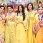 Maera Mishra Instagram – How much Yellow is too much Yellow? 💛 😁 #bhagyalakshmi
