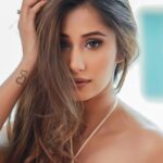 Maera Mishra Instagram - If you were in my shoes, you’d fall on the first step.🦋 MUA @dishisanghvii 🌸 📷 @amitkhannaphotography 🌸