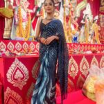 Maera Mishra Instagram - Navami ❤️ Thankyou so much @jyotimukerji for having us, i have honestly never celebrated durga puja like this ever before. #Blessed 🧿❤️ @northbombaydurgapuja Styled by @seam_stress_by_rajludhwani Saree by @nangaliaruchira