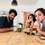Mahat Raghavendra Instagram – A bunch of grown up people taking our sundaze seriously 😎 @whatistheraveabout @anusha.dhayanidhi 🤗💞