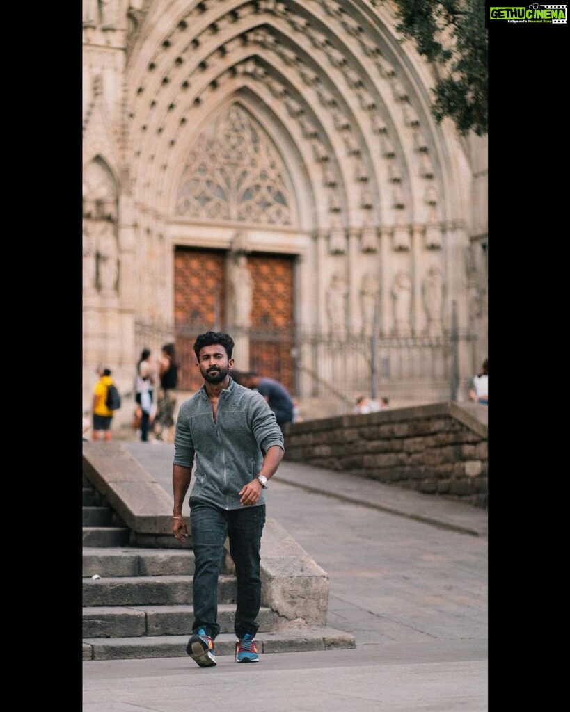 Mahendran Instagram - 🇪🇸 Barcelona, Spain