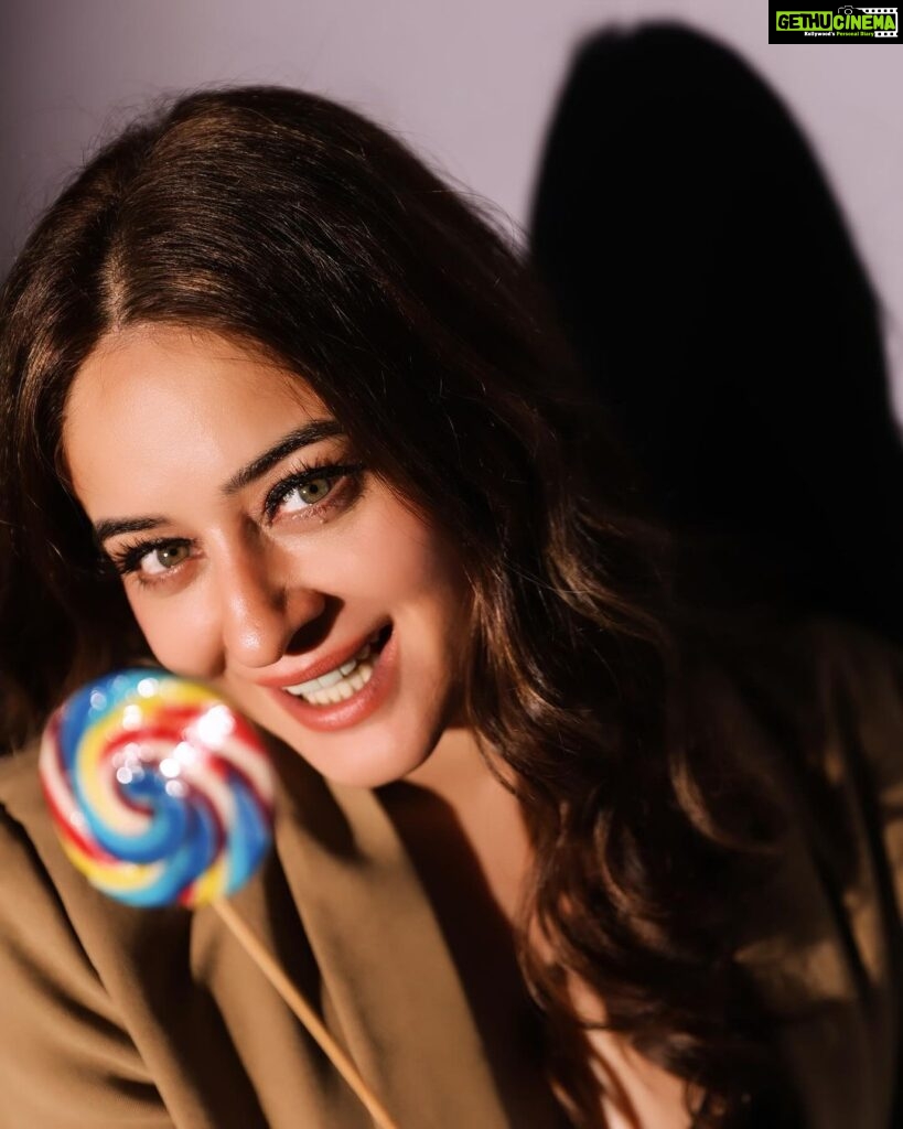 Mahhi Vij Instagram - Dreams tastes like candies 🍭