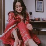 Mahhi Vij Instagram – 🎊

Suit @theloom.in