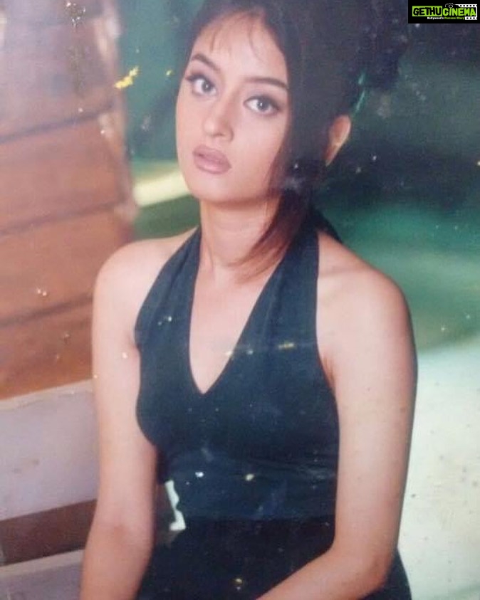 Mahhi Vij Instagram - My first portfolio #delhi #schooldays