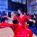 Mahima Makwana Instagram - garba shenanigans✨ this year, we put on a pair of sneakers, some kaajal and chaloooo! Wearing - @aachho x @dinky_nirh