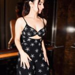 Mahima Makwana Instagram - Last night for the #GlobalSpaAwards2023 @globalspaindia Wearing - @worldofasra Stylist - @krishi1606 Photographer- @akshayphotoartist MUAH- @sakbagasramua Accessories- @rimayu07 Thankyou team✨🫶🏻