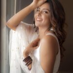 Mahima Nambiar Instagram - Chandramukhi 2🌟 Wearing : @lavanyathelabel Accessories: @yellowchimes Styled by : @kiruthikhasekar Clicked by : @camerasenthil #chandramukhi2 #promotions #audiolaunch #getupanddressup #actorslife