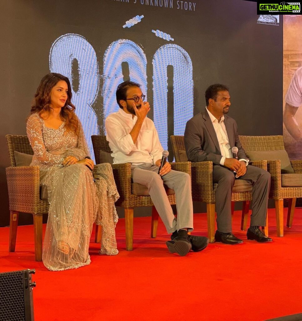 Mahima Nambiar Instagram - I couldn’t have asked for more Three legends in one frame ❤ Will cherish this moment forever . Some pictures from the trailer launch of my next #800 The unknown story of Muthiah Muralitharan @murali_800 Sír. Extremely happy and proud to have played Madhi Malar ji @madhimalar his wife in the film. Can’t wait for all of you to watch the film. Special thanks to @sachintendulkar Sír and @sanath_jayasuriya Sír For gracing the event with their presence.I’m still Star-Struck Thank you DirSripathy @mad.mittal @rdrajasekar.isc Outfit and styling @studio149 #800 #Muthaiahmuralitharan #biopic #sachin #sanath #starstruck #excited #cantwait