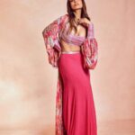 Malaika Arora Instagram - For @timesfashionweek. Outfit: @krishasunnyramani @dipublicrelations Styled by @who_wore_what_when Jewelry @narayanjewels @karishma.joolry Photography - @pixylphoto @amolswarnakar Videography - @azbztoz19 @theshutterup_ Hair - @souravv_roy_ Makeup - @meghnabutanihairandmakeup
