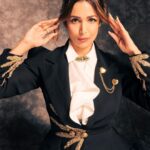 Malaika Arora Instagram – Outfit by : @stada_boutique 
Brooches by : @viangevintage 
Heels by : @louboutinworld 
Styled by :@manekaharisinghani 
Makeup by : @simone.hairandmakeup 
Hair by : @souravv_roy_
Shot by : @yashasvisharma
