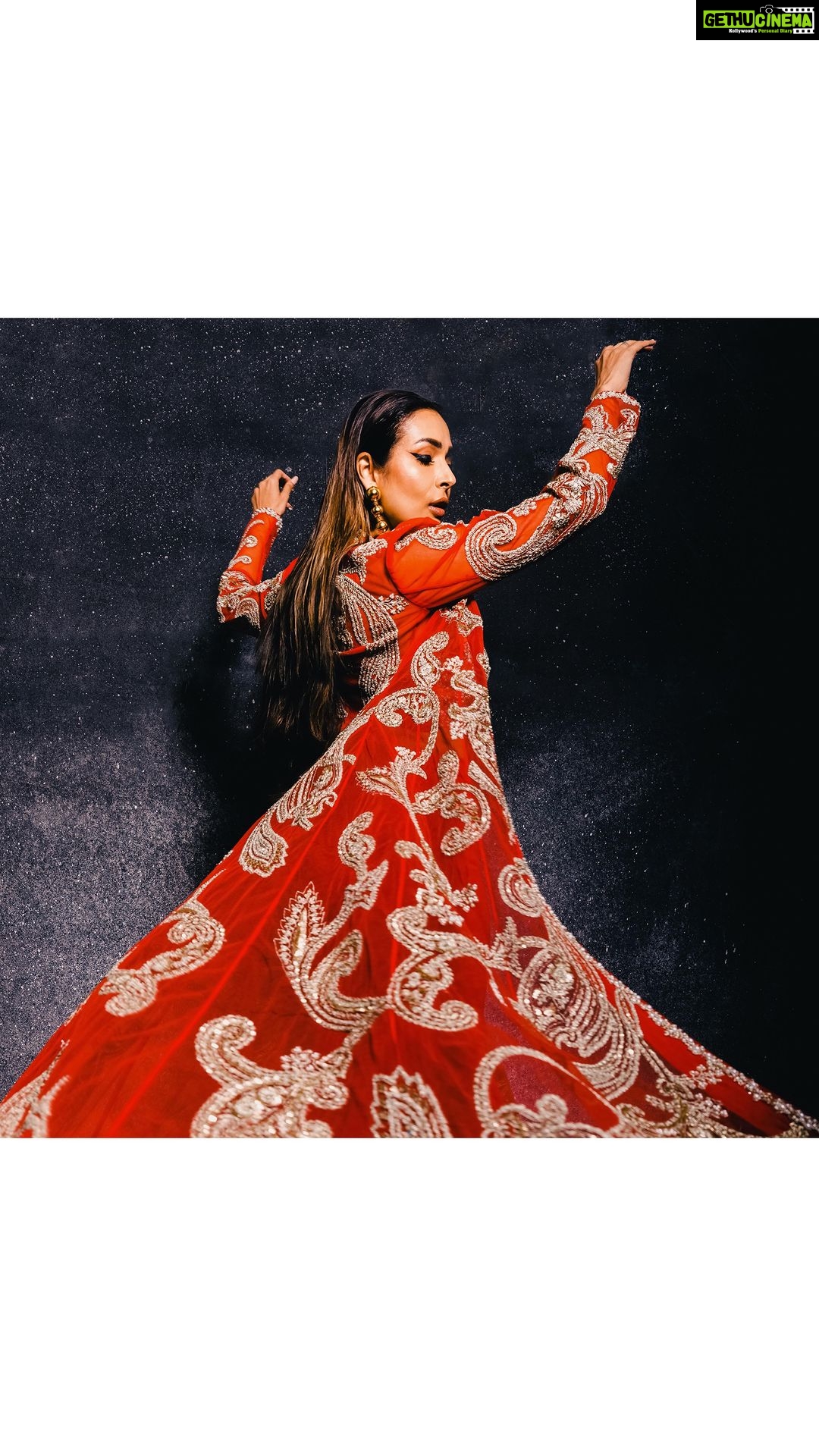 Malaika Arora Instagram - Dahlia by @bhumikasharmaofficial at @lakmefashionwk in partnership with @fdciofficial Our muse: @malaikaaroraofficial Stylist: @gopalikavirmani Videography: @pranavgoswamy HMU: @meghnabutanihairandmakeup Jewellery : @simranchhabrajewels Marketing agency : @quirkbrandconsulting #Lakmefashionweek #BhumikaSharma #Lfw2023 #DahliabyBhumikasharma Mumbai, Maharashtra