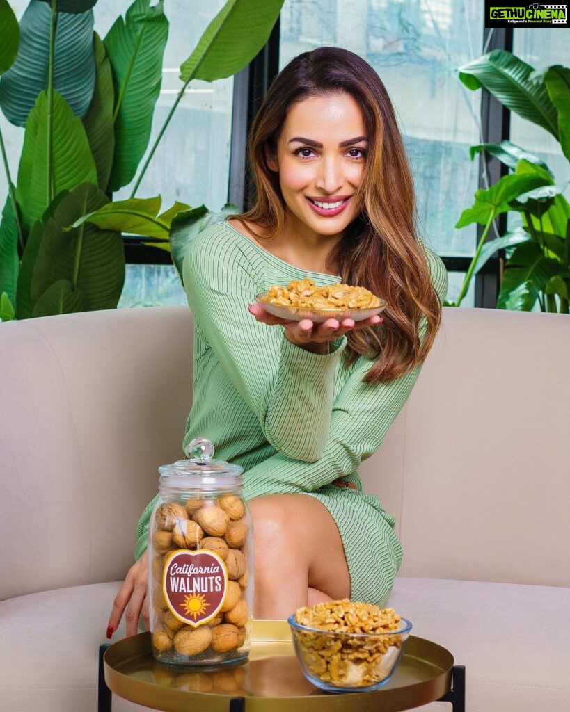 Malaika Arora Instagram - I strive to make healthy choices every day, and one such choice is to include @californiawalnutsindia in my daily diet regime. They are so easy to grab and go and integrate into my wellness routine. I love them whole as a healthy snack, in my salads, as part of my mains to boost the nutritional value, and in my desserts. Eating just a handful of California walnuts, which are packed with 2.5g plant-based omega-3 ALA, 4g protein, and 2g fiber, keeps me fueled and focused throughout the day.   California walnuts are a smart choice. The ideal climate, fertile soils, and the farmers dedication to providing high quality make them one of the best options available in the market. They combine nutrition, versatility, high quality, exceptional flavour and so much more. That’s why I say #ThinkWalnutsThinkCalifornia California walnuts are available at all grocery stores and e-commerce sites. Make sure to look for the California Walnuts logo mark, “California” or “Californian” on the package or produce of the USA to ensure that you are buying genuine, high-quality California walnuts. #CaliforniaWalnuts