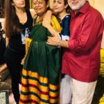 Malaika Arora Instagram - Ok I can’t keep calm, today is my Momsy’s birthday 🍾💃…. Love you to the moon n back mom. ❤️❤️❤️ @joycearora #happy70th