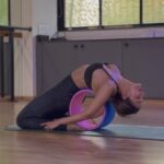 Malaika Arora Instagram - Hello Divas, do you know what the key to self-love? Being open to love ❤️ What better way to begin this journey than with yoga wheel practice at Diva Yoga? Practicing yoga with a wheel can help you in releasing any negative emotions you may be holding onto. It helps open up your heart chakra also known as the Anahata chakra. It allows you to relieve stress and tension from your mind and body. It is a great way to improve flexibility, enhance the range of motion and strengthen the spine. Have you tried it yet? If not, what are you waiting for? Sign up with Diva Yoga today and deepen your practice. #malaikasmoveoftheweek #malaikamotivation #mondaymotivation #DivaYoga #DivaCommunity #yogaeverydamnday #fyp