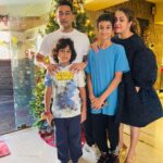 Malaika Arora Instagram – Merry Christmas ❤️🎄🤗#xmasphotodump🎄🤶🏾🎅🏾🎁( we missed u @arjunkapoor )