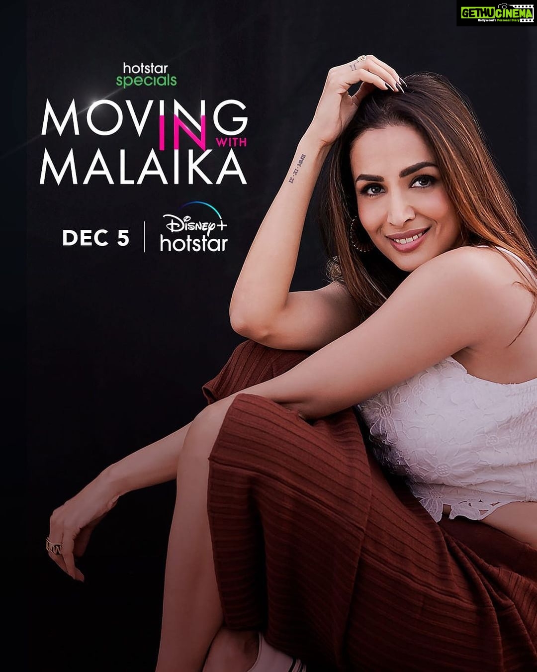 Malaika Arora Instagram - โฆI said YES ๐๐๐ to @disneyplushotstar for my new reality show #HotstarSpecials #MovinginwithMalaika ๐ where you will get to see me up close and personal, like never before ๐. Umm, wait, what did you guys think I was talking about?๐ฌStreaming from 5th Dec! #MIMonHotstar @banijayasia @deepak30000 @mrinalinni @shyamrathi1411 @banijaygroup @khuzema_kezer @kunalchandnaa @balangirish