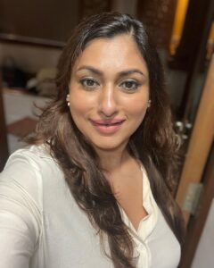 Malavika Instagram - I'm not a fashion victim, I'm a fashion trendsetter 💛