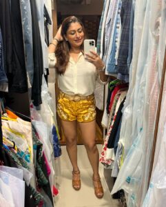 Malavika Instagram - I'm not a fashion victim, I'm a fashion trendsetter 💛