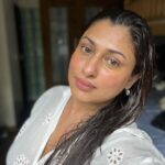 Malavika Instagram - Sassy and classy, that's how I roll😌