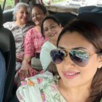 Malavika Instagram - Miles away, but nothing could keep me from celebrating Ajji’s birthday in Bangalore! 🎉🏡 Happy Birthday Ajji♥️🥰Love you✨ #SurpriseVisit #BirthdayJoy Karnataka