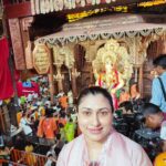 Malavika Instagram - Embracing the divine energy of Lalbaugcha Raja, seeking blessings and grace🙏🏼✨♥️