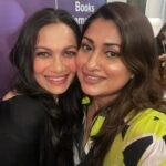 Malavika Instagram - An unforgettable evening celebrating Maria’s book launch! 📚💫 All the best, my love! 💖#loveyoutothemoonandback🌙🔙 Olive Bar & Kitchen