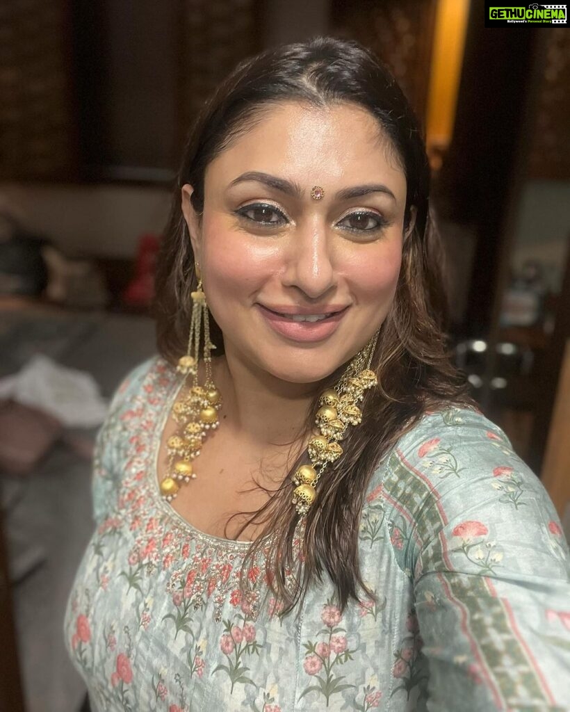 Malavika Instagram - A touch of heritage in every thread ♥️
