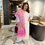 Malavika Instagram - Elegance is the only beauty that never fades, just like this white dress🤍
