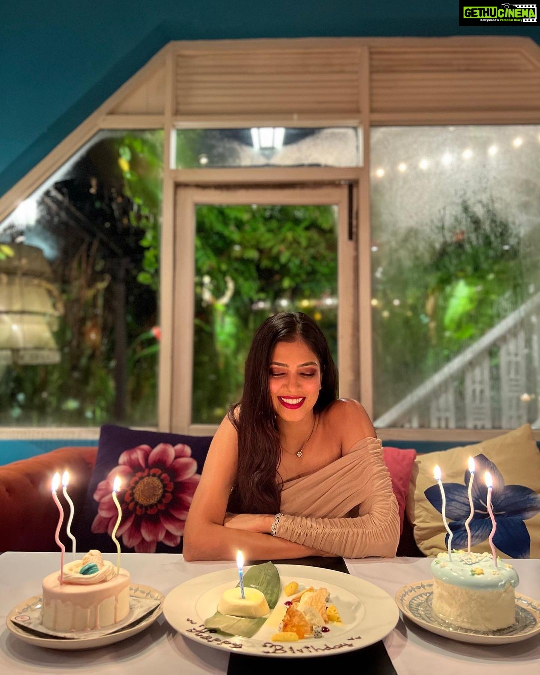 Malavika Mohanan Instagram - Thank you for all the wishes ♥️ It was a happy happy birthday indeed ✨♥️🥰