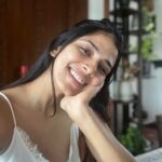 Malavika Mohanan Instagram - Birthday week mooood 🤍 !! Am I the only one who gets more excited about the days leading up to the birthday more than the actual birthday? 🙈
