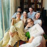 Malavika Mohanan Instagram – Sadhya & giggles 💕👯‍♀️

(Petition to want a banana leaf emoji on Instagram for the sake of all malayalis plz raise hands ☝🏻)