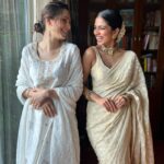Malavika Mohanan Instagram - Sadhya & giggles 💕👯‍♀️ (Petition to want a banana leaf emoji on Instagram for the sake of all malayalis plz raise hands ☝🏻)
