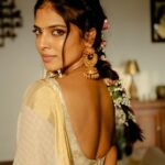 Malavika Mohanan Instagram – Wishing everyone a very Happy & love filled Onam! ♥️🌼✨

{Pic 1 & pic 10 are the yin & yang of my personality ☯️ }

Lots of ♥️ to @the.mad.hair.scientist @harshjanii @eshwarlog @theitembomb for this lovely evening of dress up & ‘pookalam’ 🌼