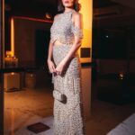 Mandana Karimi Instagram - Old Hollywood with a side of extra glam 🩶 Styled in.. Outfit: @cheriedofficial Jewellery: @sangeetaboochra Bag : @judithleiberindia Stylist: @shereenlovebug Assisted by: @snehhasuresh @riaasthana HMU: @kinnari_vora . . . ⁣ .⁣ .⁣ .⁣ .⁣ .⁣ #styleinspiration #photography #styleoftheday #love #beauty #photo #fashionstyle #travel #instafashion #instadaily