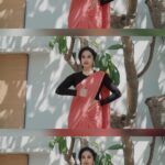 Manisha Eerabathini Instagram - Apparently this audio is trending right now 😍 makes me happy to see all your beautiful reels! I made this video 3 years for my mom’s birthday - it remains to be one of my most favorite videos I’ve made ❤️ Music, Mix & Master: @pawansarma_music Video: @_vinodvincent Location: @saptaparnihyd Cast: Santhoshi & Sarayu Hyderabad