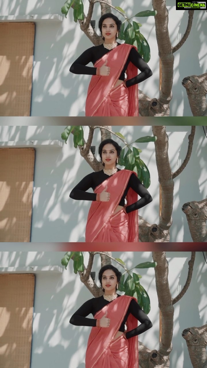 Manisha Eerabathini Instagram - Apparently this audio is trending right now 😍 makes me happy to see all your beautiful reels! I made this video 3 years for my mom’s birthday - it remains to be one of my most favorite videos I’ve made ❤️ Music, Mix & Master: @pawansarma_music Video: @_vinodvincent Location: @saptaparnihyd Cast: Santhoshi & Sarayu Hyderabad