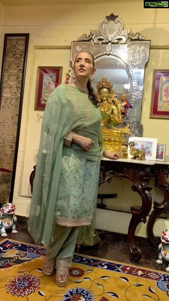 Manisha Koirala Instagram - Love my traditional outfits…