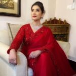 Manisha Koirala Instagram - About last night for a charity gala.. organised by #sainiksrimatisangh H&M- @ananekebeautysalon Saree- @dream_wear_fashion_ Kathmandu, Nepal