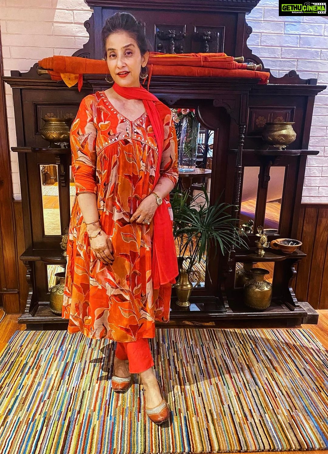 Manisha Koirala Instagram - Festive colours ..Aks Collection