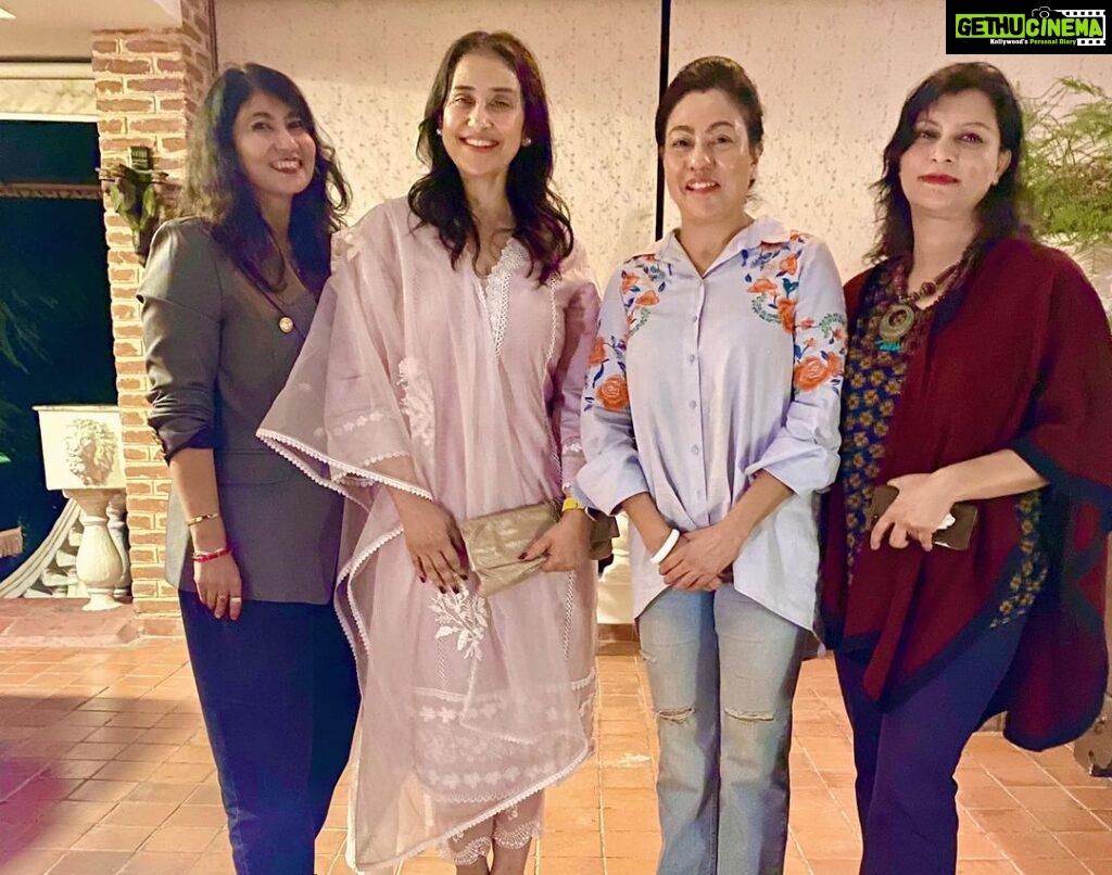 Manisha Koirala Instagram - Evening well spent with meaningful conversations with my dear friends Bhawani Rana Aparna Shah R Jyoti
