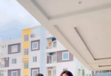 Manjula Paritala Instagram - #latefortrend😜 #stilldidntwanttoleave #with less place and less time , not perfect #badalbarsabijuli☁️🌧